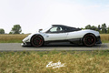 Pagani Zonda Cinque blanc-noir profil