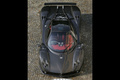 Pagani Zonda F carbone face avant vue du dessus debout