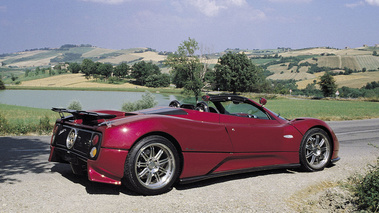 Pagani Zonda Roadster bordeaux 3/4 arrière droit