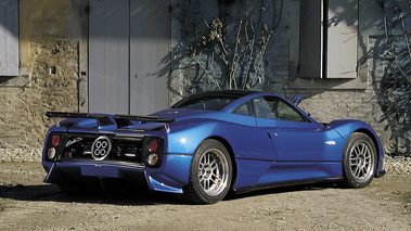 Pagani Zonda S 7.3 bleu 3/4 arrière droit