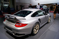 Mondial de l'Automobile Paris 2010 - Porsche 997 GT2 RS gris 3/4 arrière droit