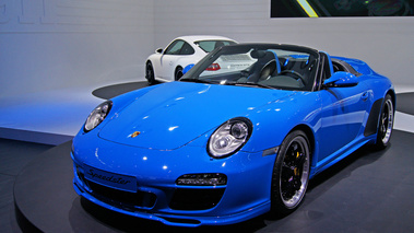 Mondial de l'Automobile Paris 2010 - Porsche 997 Speedster bleu 3/4 avant gauche
