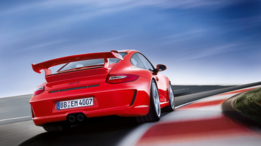 Porsche 911 GT3 Rouge  3-4 AR Dyn