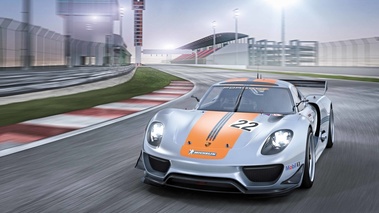 Porsche 918 RSR gris/orange 3/4 avant gauche travelling