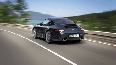 Porsche 997 Black Edition Coupe 3/4 arrière gauche travelling