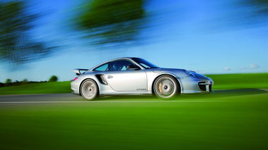 Porsche 997 GT2 RS gris profil travelling