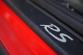 Porsche 997 GT2 RS rouge logo pas de porte