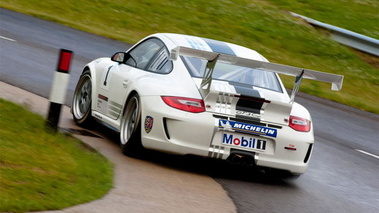 Porsche 997 GT3 MkII Cup blanc 3/4 arrière gauche filé penché
