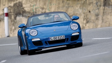 Porsche 997 Speedster bleu face avant penché