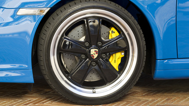 Porsche 997 Speedster bleu jante