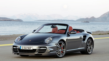 Porsche 997 Turbo Cabriolet MkII anthracite 3/4 avant gauche