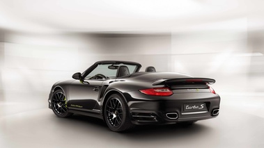 Porsche 997 Turbo S Cabriolet MkII 918 Spyder Edition noir 3/4 arrière gauche