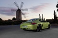 Porsche Cayman R vert 3/4 arrière droit 2