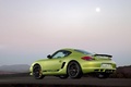 Porsche Cayman R vert 3/4 arrière gauche