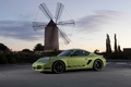 Porsche Cayman R vert 3/4 avant gauche