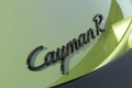 Porsche Cayman R vert logo coffre
