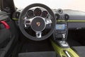 Porsche Cayman R vert tableau de bord