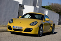 Porsche Cayman S jaune 3/4 avant gauche