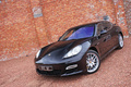 Porsche Panamera Turbo noir Courtrai 3/4 avant gauche