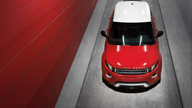 Range Rover Evoque 5 portes - rouge - aant supérieur