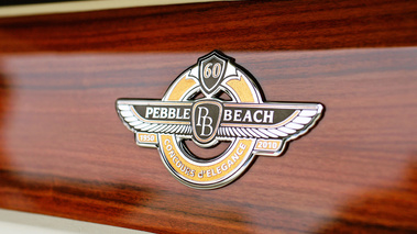 Rolls-Royce Drophead Coupe Pebble Beach - logo tableau de bord