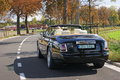 Rolls Royce Phantom Drophead Coupe noir 3/4 arrière gauche travelling 2