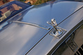 Rolls Royce Phantom Drophead Coupe noir logo 4