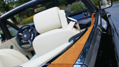 Rolls Royce Phantom Drophead Coupe noir teck/métal 2