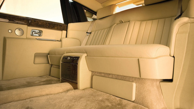 Rolls Royce Phantom LWB noir/gris sièges arrière