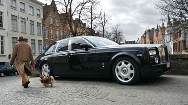 Rolls Royce Phantom / noire / profil 