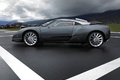 Spyker C12 Zagato anthracite profil debout