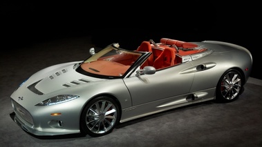 Spyker C8 Aileron Spyder - grise - 3/4 avant gauche