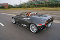 Spyker C8 Spyder anthracite Anvers 3/4 arrière gauche penché travelling 2