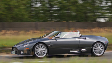 Spyker C8 Spyder anthracite Anvers filé