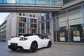 Tesla Roadster Sport blanc 3/4 arrière droit