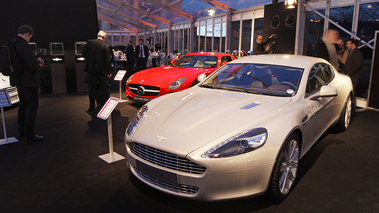 Aston Martin Rapide gris 3/4 avant gauche