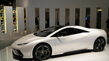 Mondial de l'Automobile Paris 2010 - Lotus Esprit blanc 3/4 avant gauche