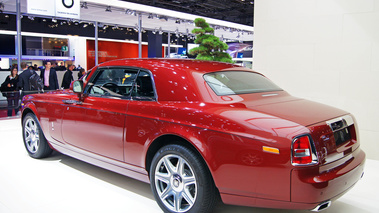 Mondial de l'Automobile Paris 2010 - Rolls Royce Phantom Coupe bordeaux 3/4 arrière gauche