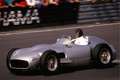 Retromobile 2010, Fangio, Mercedes, argent, 3-4 avg