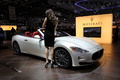 Salon de Genève 2010 - Maserati GranCabrio blanc 3/4 avant droit