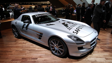 Salon de Genève 2010 - Mercedes SLS AMG gris Safety Car 3/4 avant droit