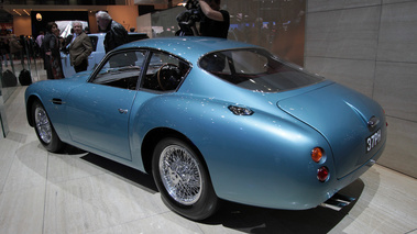 Aston Martin DB4 GT Zagato bleu 3/4 arrière gauche