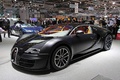 Bugatti Veyron Super Sport carbone/noir mate 3/4 avant gauche 2