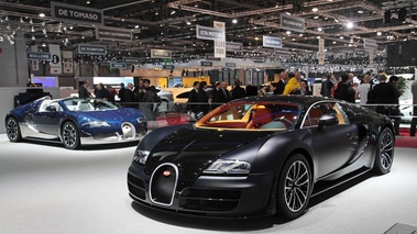 Bugatti Veyron Super Sport carbone/noir mate 3/4 avant gauche