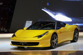 Ferrari 458 Italia jaune/noir mate 3/4 avant gauche 2