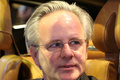 Horacio Pagani debout