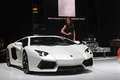 Lamborghini Aventador LP700-4 blanc 3/4 avant droit