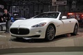 Maserati GranCabrio blanc 3/4 avant gauche