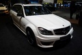 Mercedes C63 AMG Estate blanc 3/4 avant droit