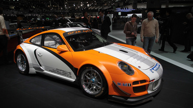Porsche 997 GT3 R Hybrid blanc/orange 3/4 avant droit